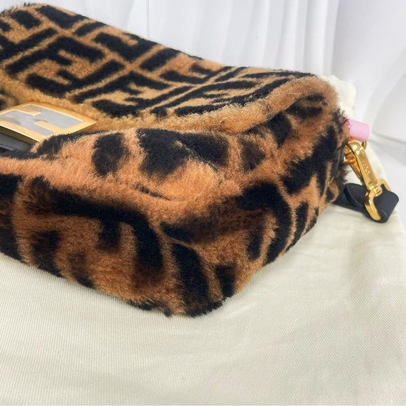 Fendi Baguette Zucca Faux Fur & Leather Shoulder Bag - Picture 11 of 12